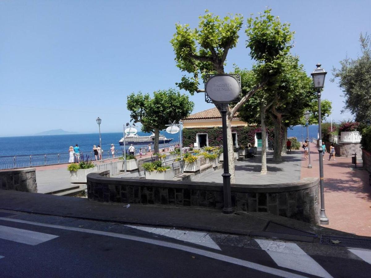 Апартаменты Sorrento Life 1 Сант'Анджелло Экстерьер фото