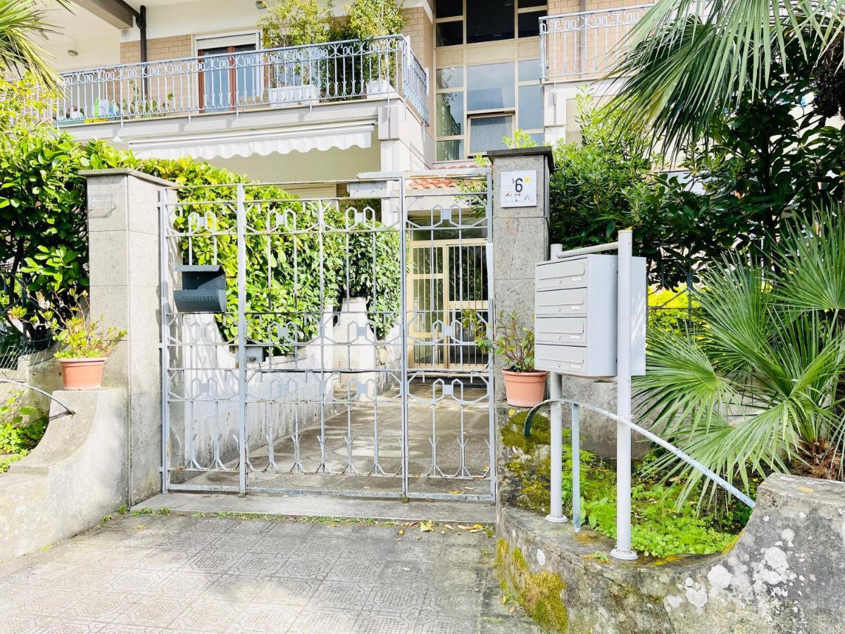 Апартаменты Sorrento Life 1 Сант'Анджелло Экстерьер фото